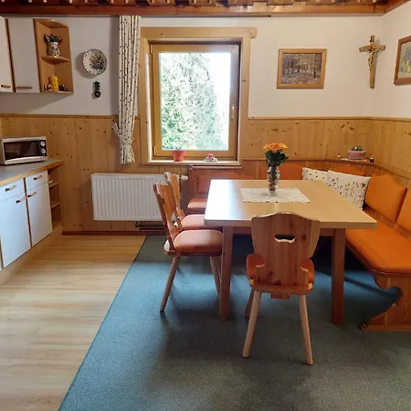 Holiday home Almhaus Waldblick *